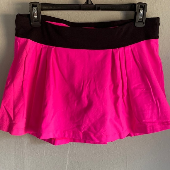 Rest Activewear Pink Skorts - Picture 1 of 8